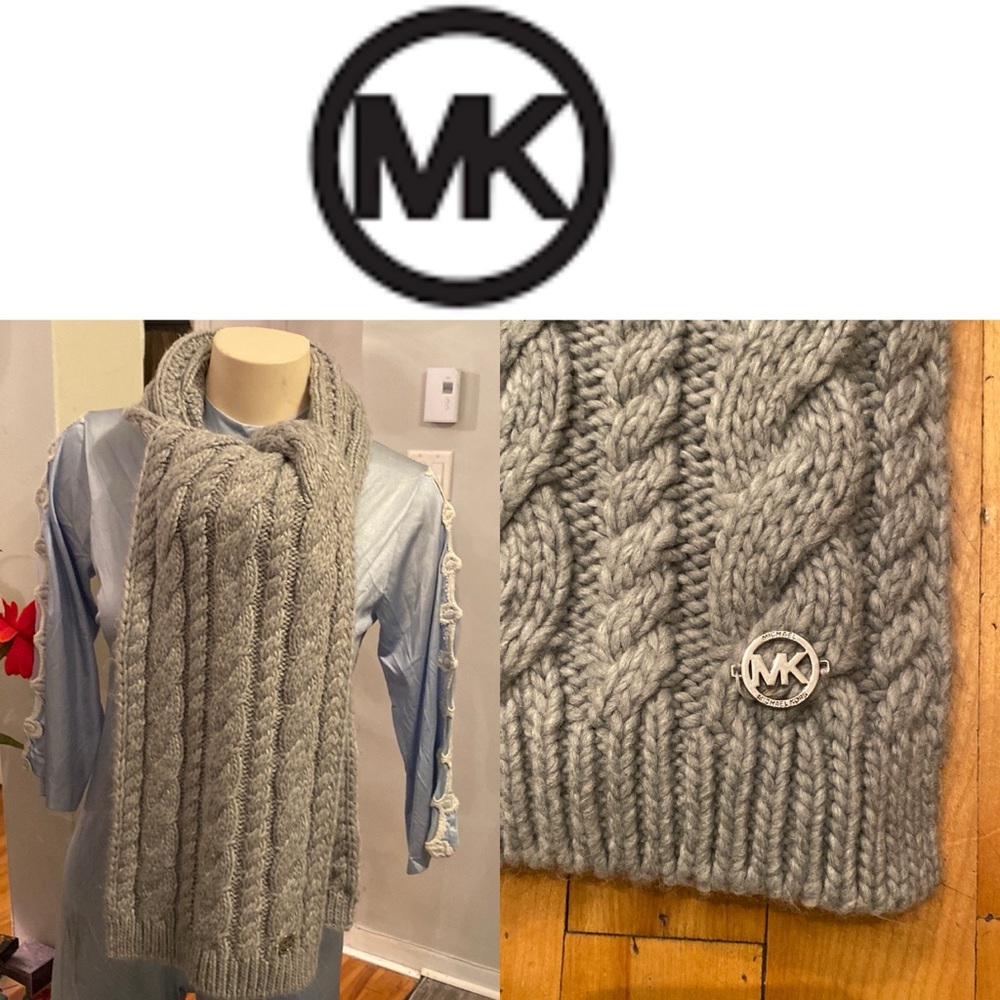 Michael Kors chunky knit Acrylic Scarf